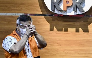 Terbukti Lakukan Korupsi Rp2,1 Miliar, Eks Bupati Labura Divonis 1 Tahun 4 Bulan Penjara