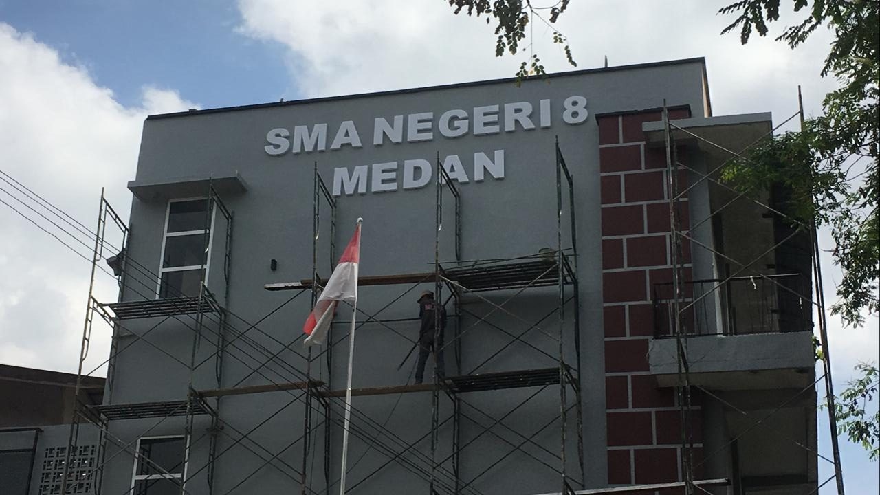 Siswa Berprestasi di SMAN 8 Medan Diduga Digagalkan Ikut Jalur Undangan PTN, Isu 'Cuci Raport' Mencuat
