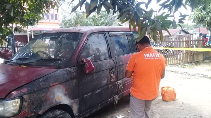 Pelaku Pembakaran Mobil Pria yang Berseteru dengan Putri Bupati Labusel Masih Misterius