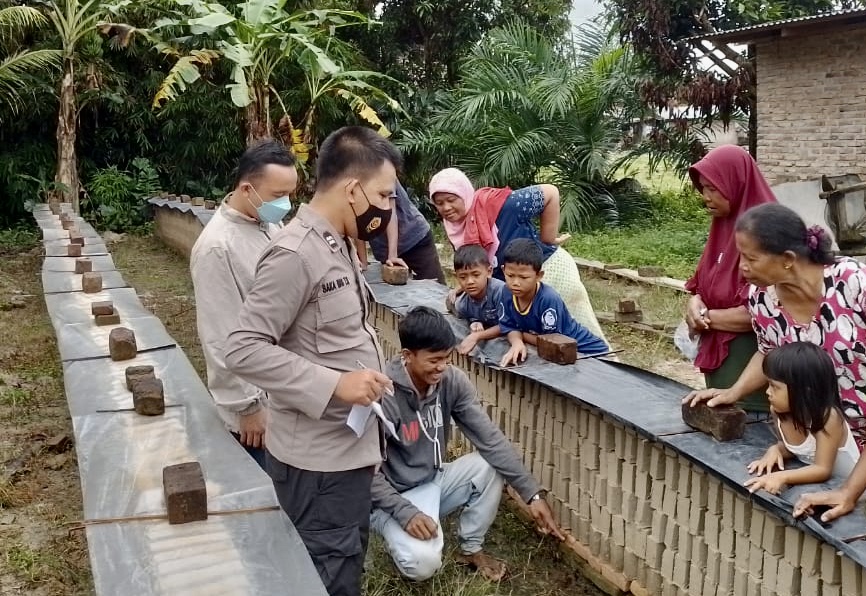 Geger, Warga Deliserdang Temukan Bayi di Tumpukan Batu Bata