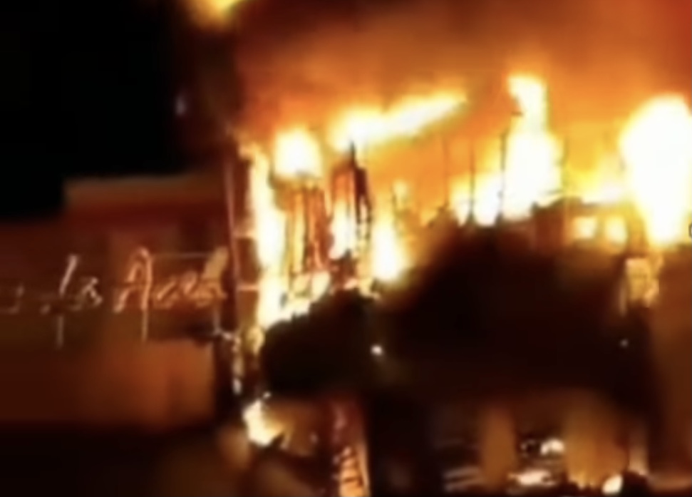 Suzuya Mall Banda Aceh Kebakaran, Diduga Korsleting Listrik