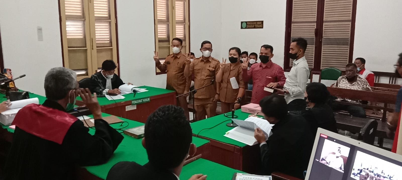 Sidang Korupsi Dana BOS SMAN 8 Medan, Bank Sumut dan Kepsek Baru 'Terseret-seret'