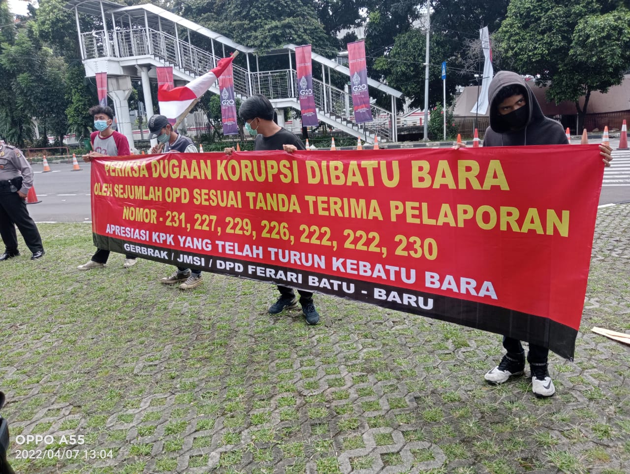 Gerbrak Gelar Demo di KPK, Desak Tangkap Bupati dan 'Pangeran' Batubara