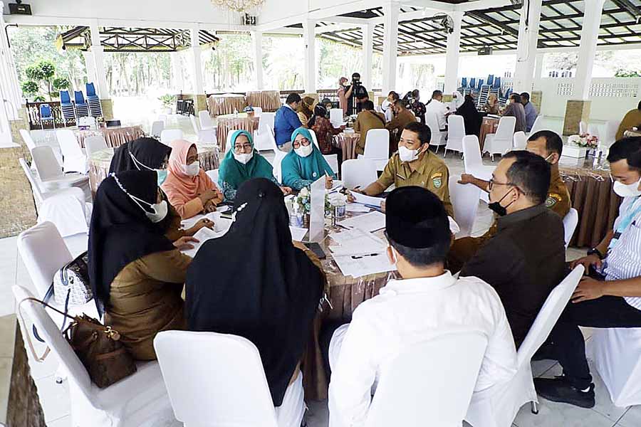 Bupati Buka Pertemuan POKJA Penurunan Angka Kematian Ibu dan Bayi di Asahan