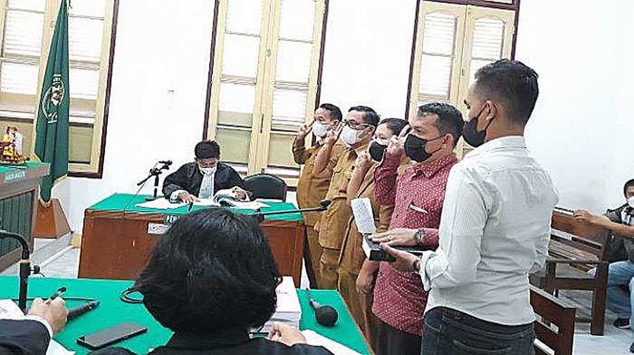 Sidang Korupsi Dana BOS, Guru SMAN 8 Medan Beberkan 'Borok' Mantan Kepsek