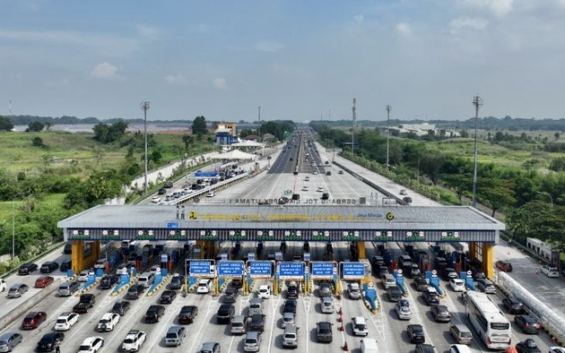 Siap-siap! Bayar Tol Nirsentuh Akan Diuji Coba Akhir Tahun Ini