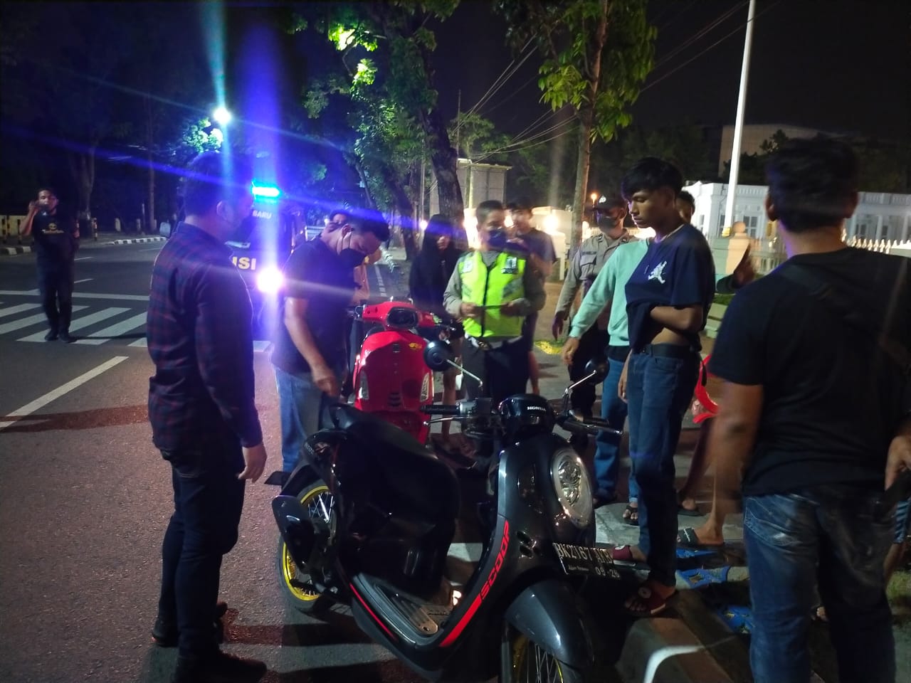 Minimalisir Kejahatan Jalanan, Polsek Medan Baru Gelar Patroli Blue Light