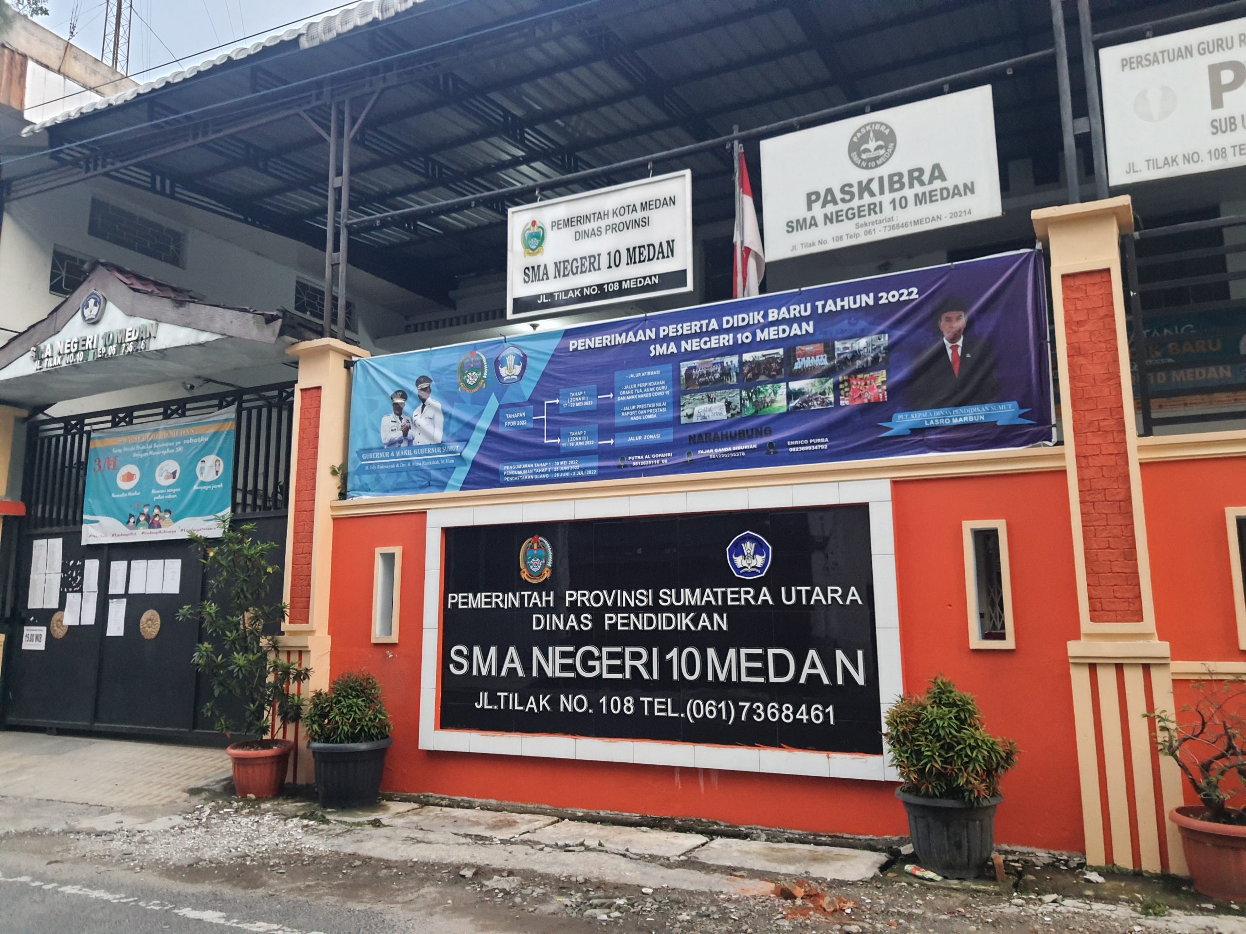 Ada Oknum PKS Belasan Tahun Dagang Baju Seragam dan LKS ke Siswa di SMAN 10 Medan?