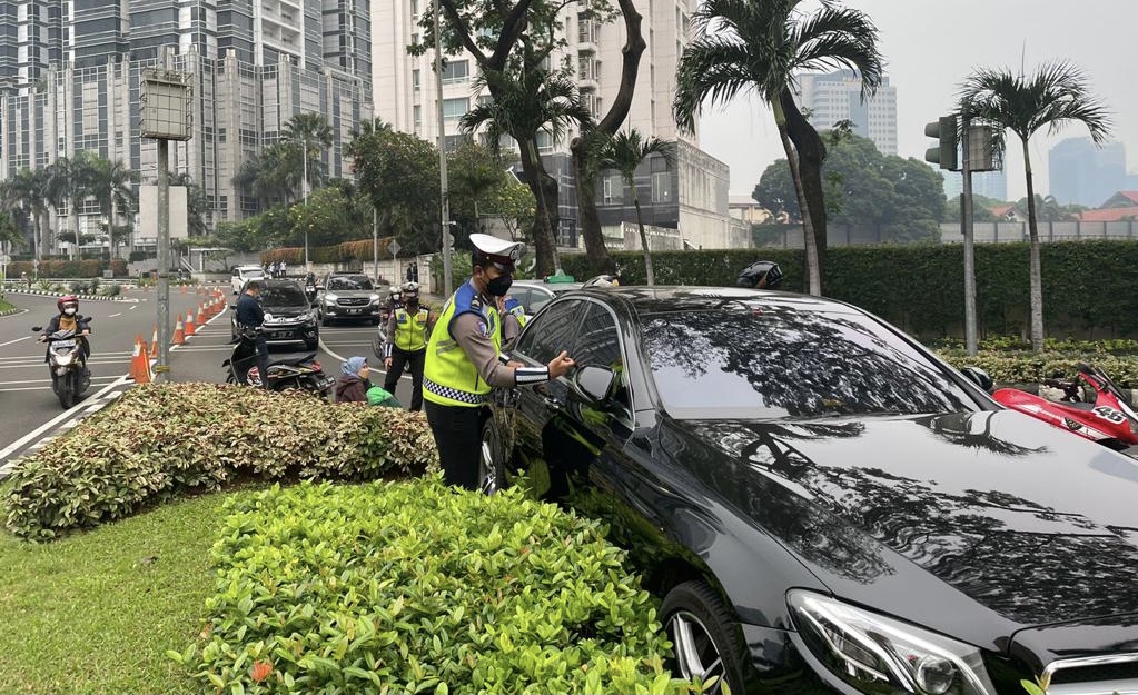 Kecelakaan di Kawasan SCBD Jaksel, Pengemudi Meninggal Dunia