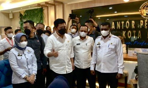 Kunker ke Medan, Menteri ATR Hadi Tjahjanto Tinjau Lahan Konflik