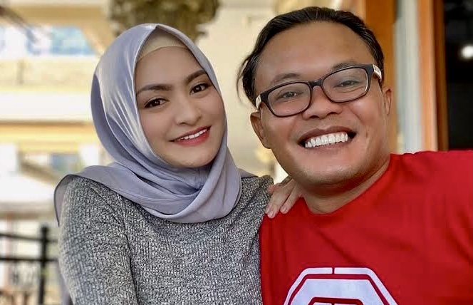 Sule Resmi Digugat Cerai Sang Istri Nathalie Holscher