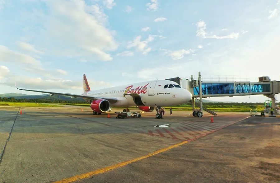 Waduh! Pesawat Batik Air Tujuan Makassar Ngerem Mendadak di Bandara Soetta