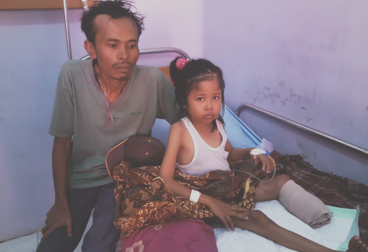 Idap Infeksi Selama 13 Tahun Hingga Harus Diamputasi, Putri Berharap Bantuan Kaki Palsu