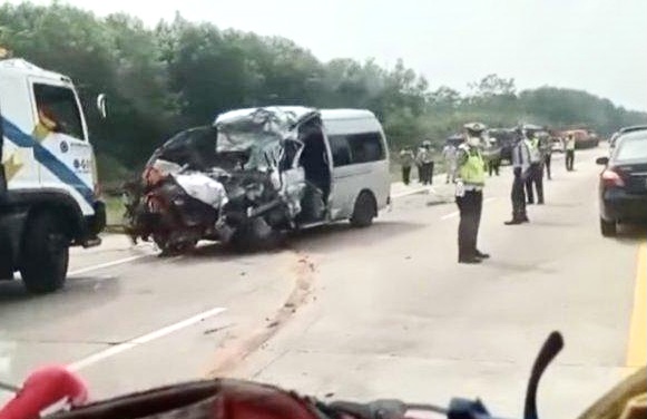 Kecelakaan di Tol Semarang-Batang, 7 Orang Tewas