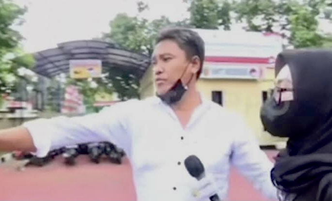 Viral Video Oknum Polisi Suruh Jurnalis Bicara sama Pohon