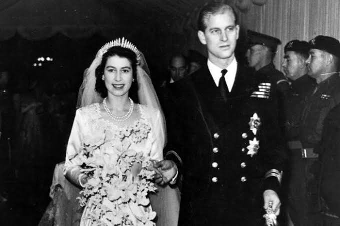 Ratu Elizabeth akan Dimakamkan di Samping Sang Suami
