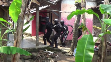 Densus 88 Amankan Sejumlah Terduga Teroris di Riau
