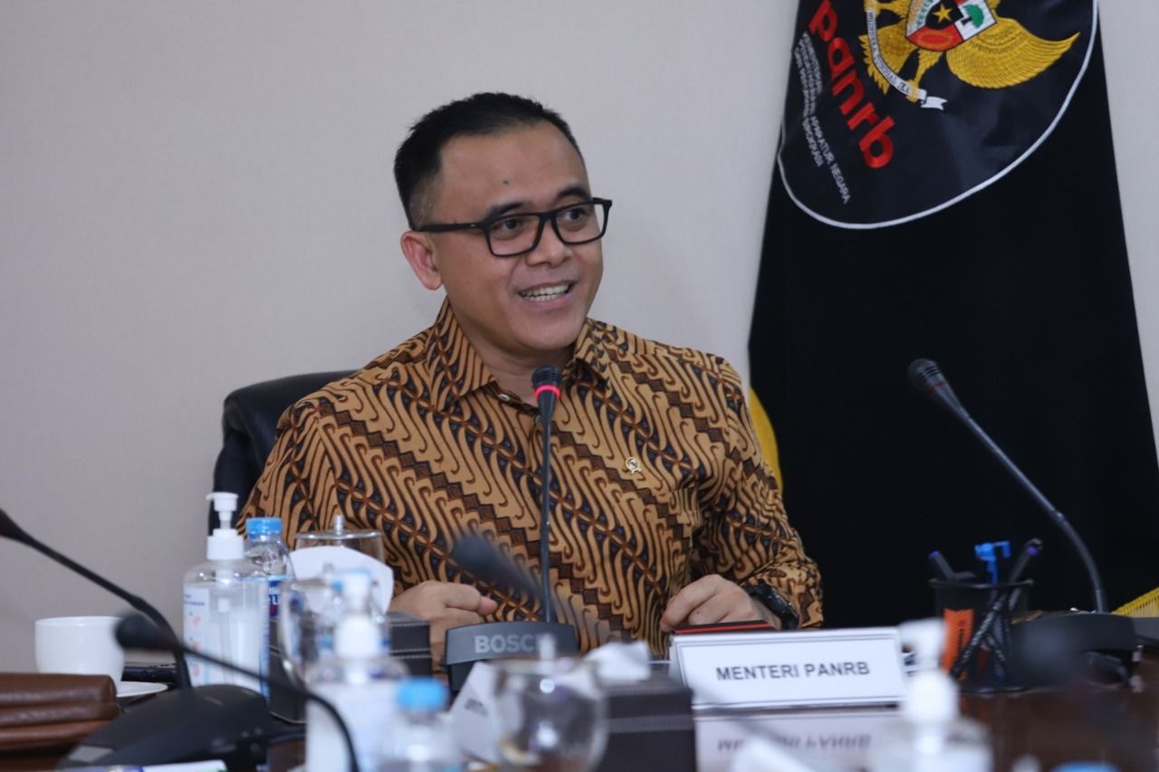 Menteri PAN-RB Umumkan Kabar Baik untuk Honorer