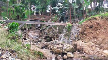 Tertimpa Tembok Penahan Tanah di Bogor, 1 Anak Tewas dan 2 Lainnya Luka Berat
