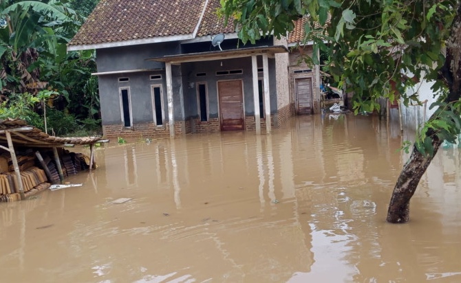 Banjir Landa 4 Kecamatan di Lampung Selatan, 3 Korban Tewas dan 1 Orang Hilang