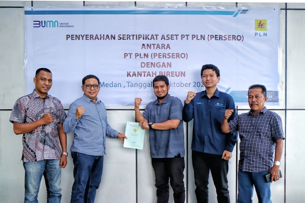 PLN Maksimalkan Pengamanan Aset Negara, Kembali Terima 8 Sertipikat dari Kantah Bireun