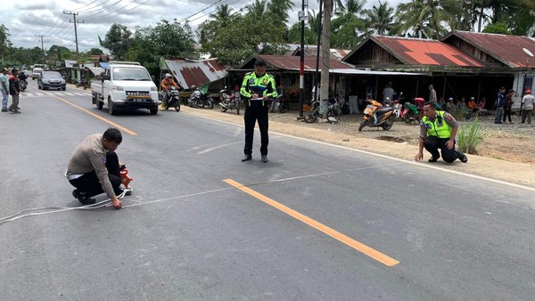 Mobil Dinas TNI Tabrak Warga di Kalsel, 3 Orang Tewas Secara Tragis