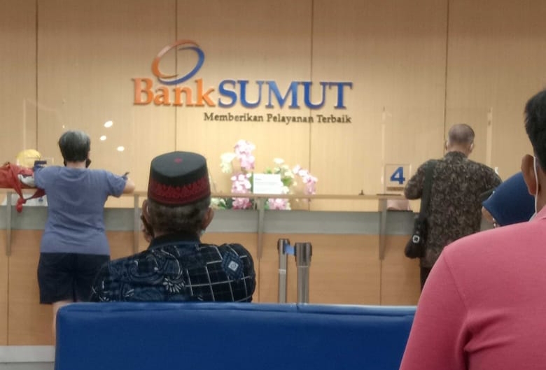 2 Tahun Beroperasi, Mobile Banking Bank Sumut Terendus Ilegal