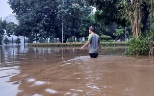 Hujan Guyur Jakarta, Sejumlah Wilayah Terendam Banjir