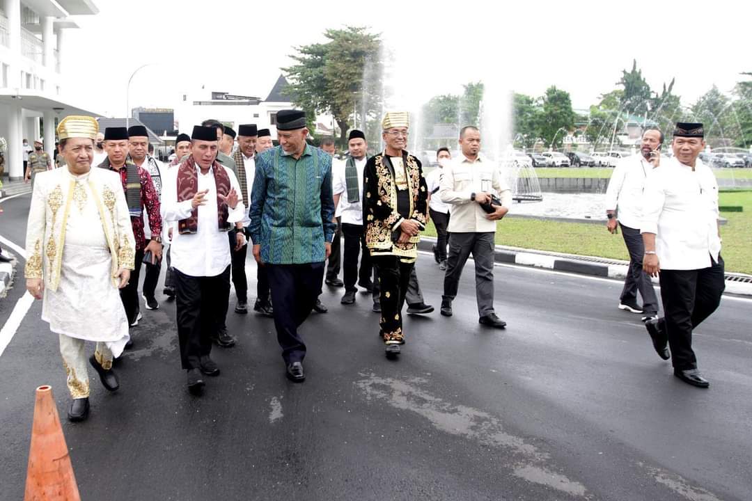 Gubsu dan Gubernur Sumbar Tandatangani PKS Bidang Pangan dan Pertanian