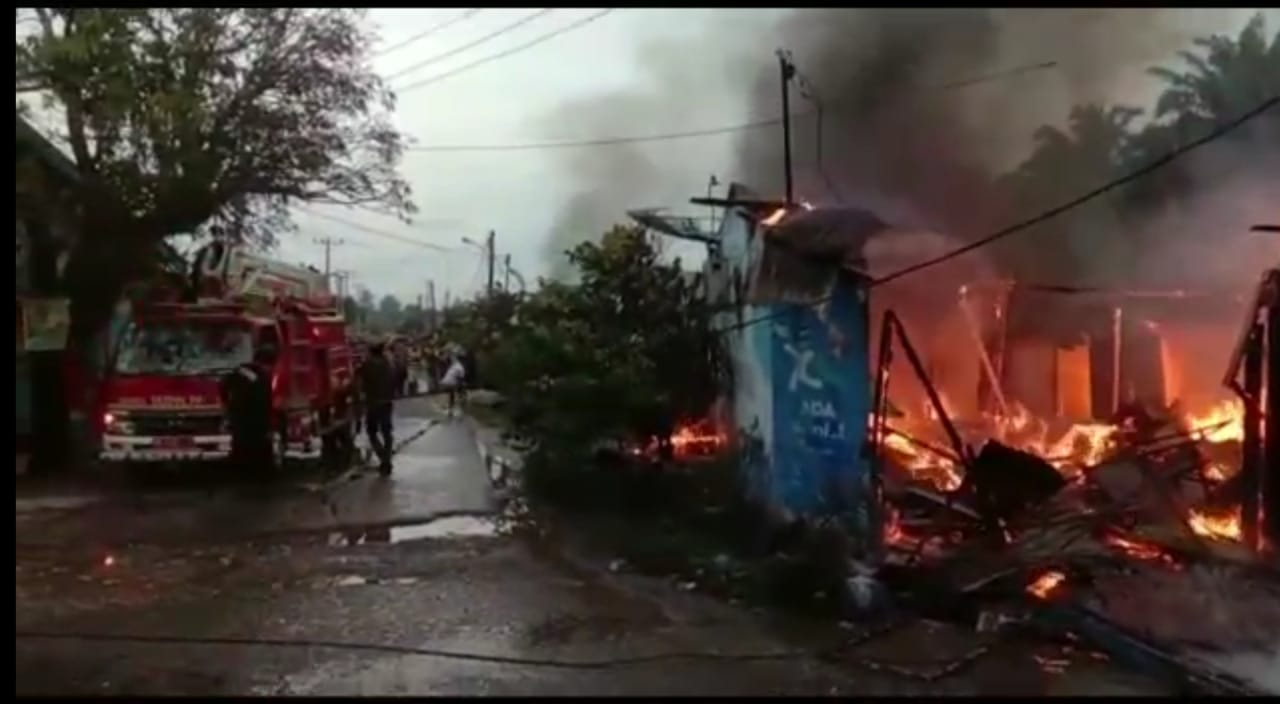 Amuk Si Jago Merah Di Rantau Selatan, 6 Rumah Hangus