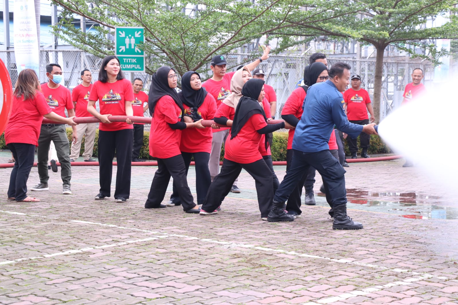 Tingkatkan Kesiapsiagaan Bencana, PLN UIKSBU Gelar Simulasi Tanggap Darurat 2022