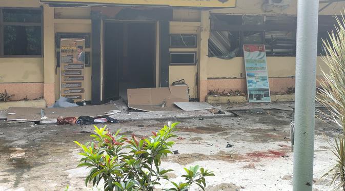 Bom Bunuh Diri di Polsek Astanaanyar Bandung, 3 Polisi Luka-luka