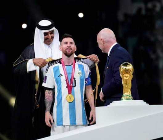 Wow! Jubah Bisht Messi, Ditawar 'Sultan' Oman Rp15,5 Miliar