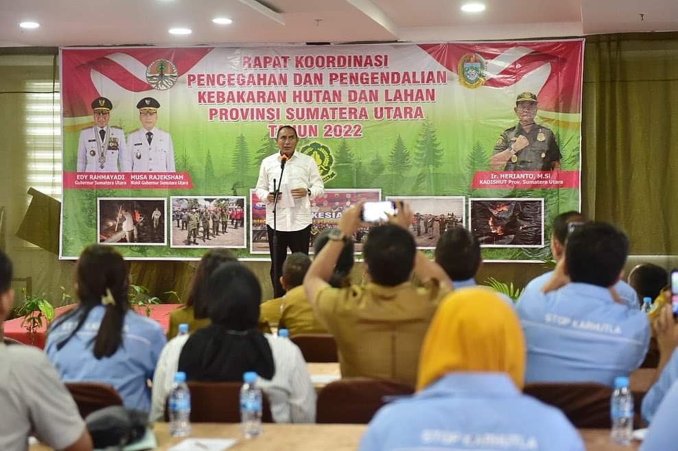 Serius Tangani Kebakaran Hutan, Gubsu Ultimatum Kadishut dan Ancam Copot UPT