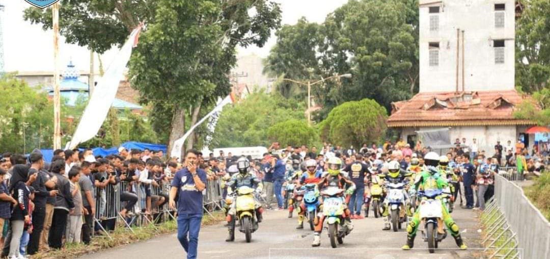 H Erik Adtrada Buka Kejuaraan Road Race Tahun 2022 Merebutkan Piala Bupati