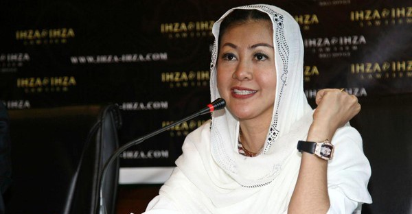 Hasnaeni 'Wanita Emas' Buka Suara Soal Dugaan Asusila Ketua KPU Hasyim Asy'ari