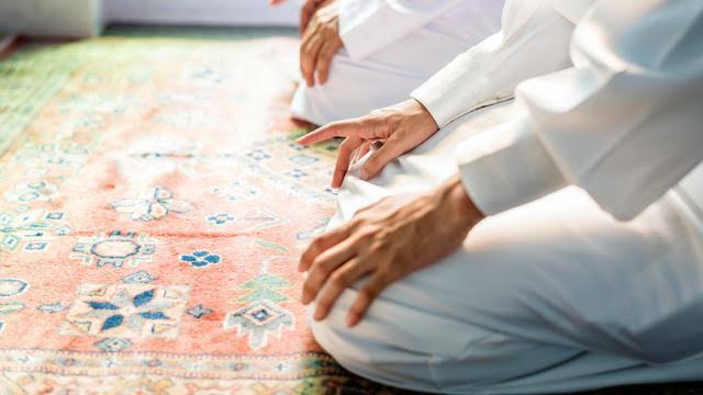 Ganggu Murid Muslim yang Sedang Salat, Guru di Florida Amerika Serikat Dipecat