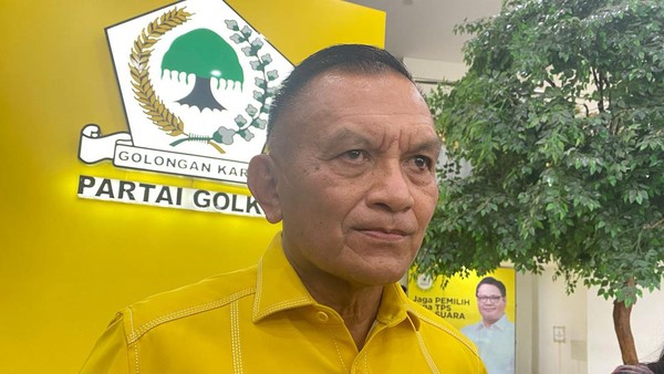 Hasil Survei Ganjar Ungguli Puan, Sekjen Golkar Sebut Ada Bentrok di PDIP