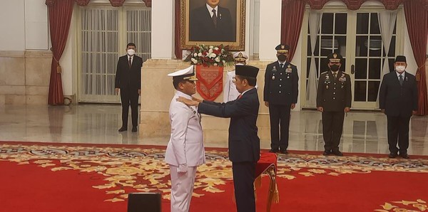 Jokowi Lantik Muhammad Ali Jadi KSAL Baru