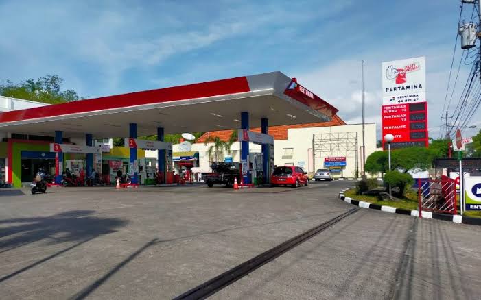 Resmi Turun, Ini Daftar Harga BBM Pertamina di Seluruh SPBU Per 11 Januari 2023