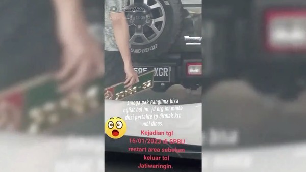 Viral, Pengguna Suzuki Jimny Copot Pelat TNI saat Isi Pertalite