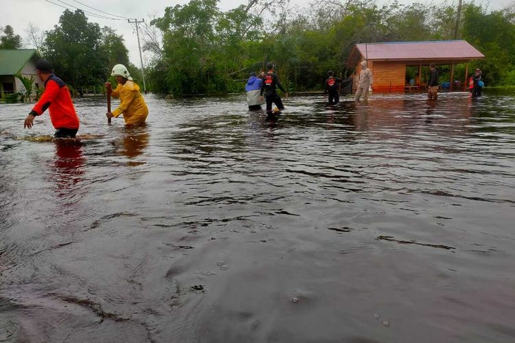 Banjir Rendam 3 Kecamatan di Kepulauan Meranti Riau
