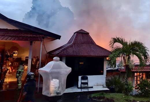 Soal Rumah Dinas Kapolda Papua, Natalius Pigai: Dibakar atau Terbakar?