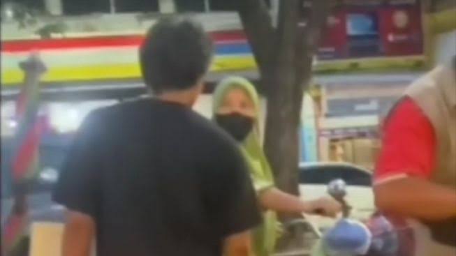 Viral Aksi Pemalakan Ibu Penjual Pecal di Medan, Polisi Amankan Pelaku