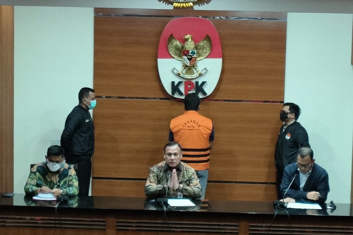 Usai Pemeriksaan, AKBP Bambang Kayun Ditahan KPK