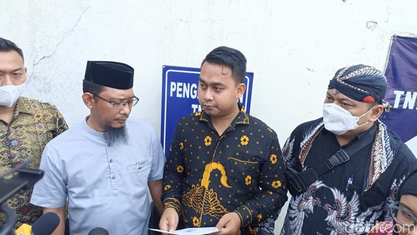 Diduga Jadi Pemeran dalam Video Syur, Rezky Aditya Dilaporkan ke Polisi