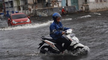 Lamongan Dilanda Banjir, 6 Ribu Rumah dan 22 Tempat Ibadah Terendam!