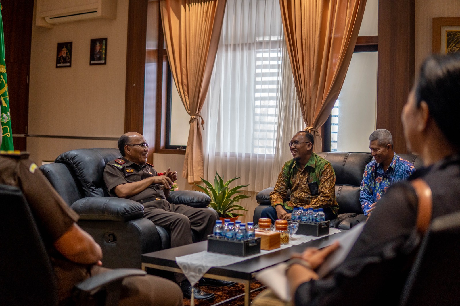 Tingkatkan Sinergi Antar Instansi, PLN Gelar Silaturahmi dengan Kajati Papua