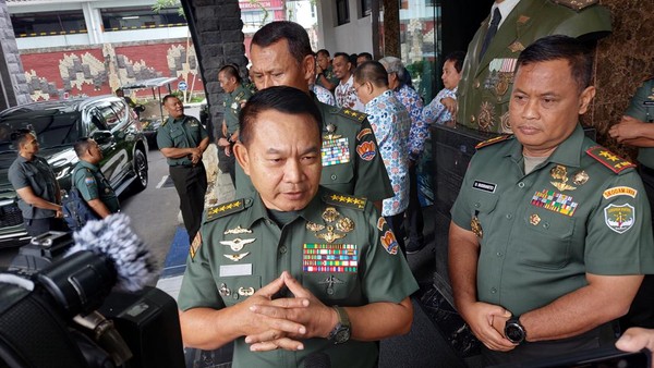 Selamatkan Pilot-Kejar Pelaku Pembakaran Susi Air, Pasukan TNI AD Berangkat ke Paro