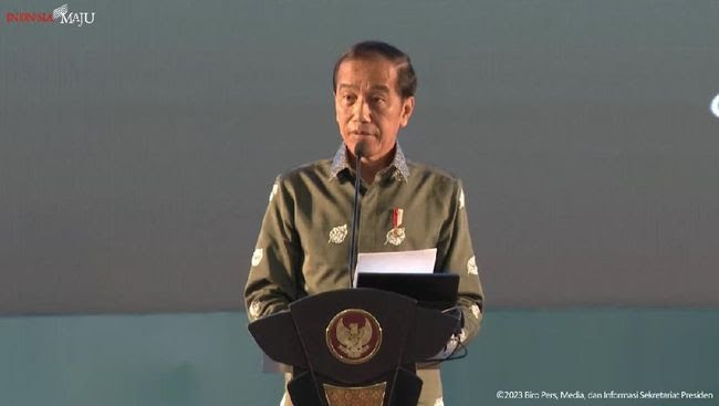 Hadiri Puncak Peringatan HPN 2023 di Medan, Jokowi: Pers Tidak Baik-Baik Saja